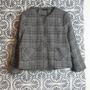 DUNNES Cropped Snap Front Houndstooth Blazer